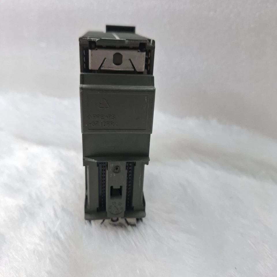 Siemens S7-300 SM331 6ES7331-7KF02-0AB0 6ES7 331-7KF02-0AB0